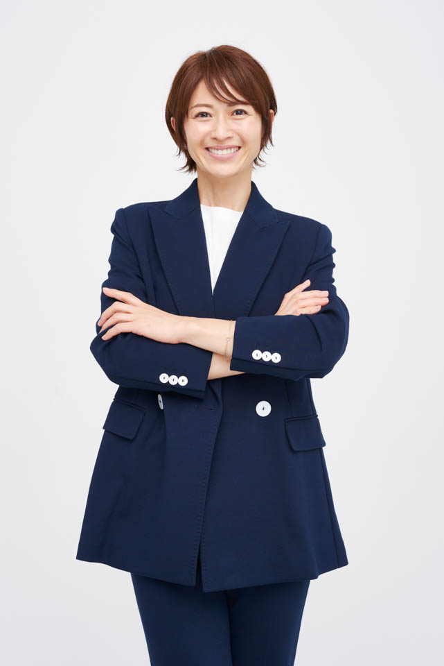 ドレスラボ　畑野ひろ子さん着用モデル dinos_jp DAMA collectionのカタログやらせて頂きました☺️